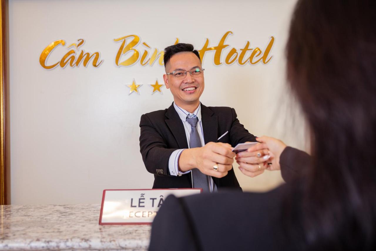 Cam Binh Hotel 广宁 外观 照片